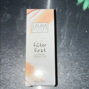 Laura Geller Filter First Luminous Foundation - Cognac